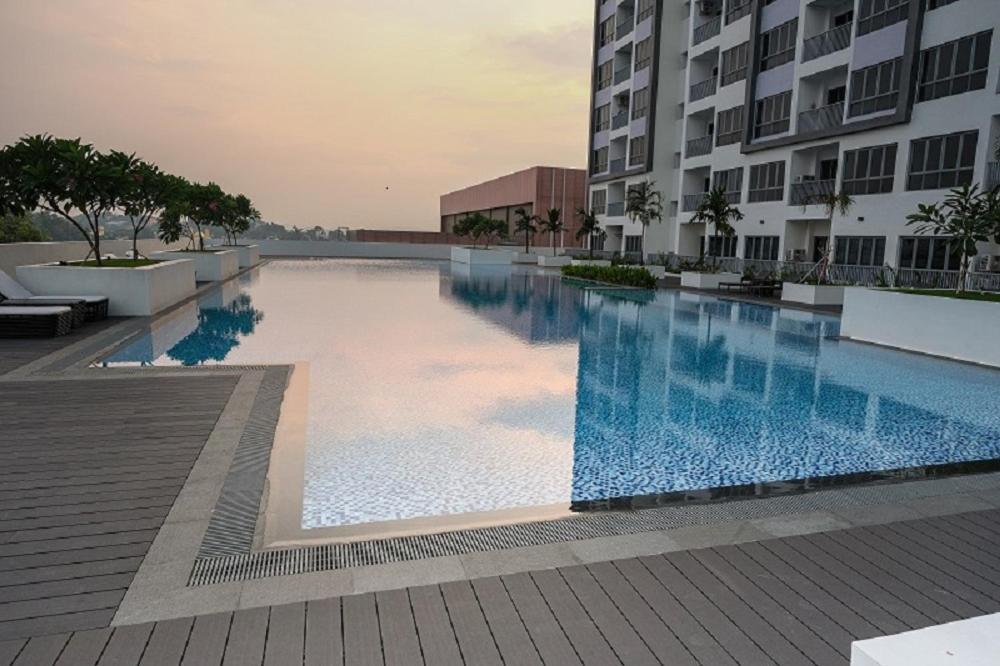Lovina 17-11 At Harbour Bay Residences Нагоя Екстериор снимка